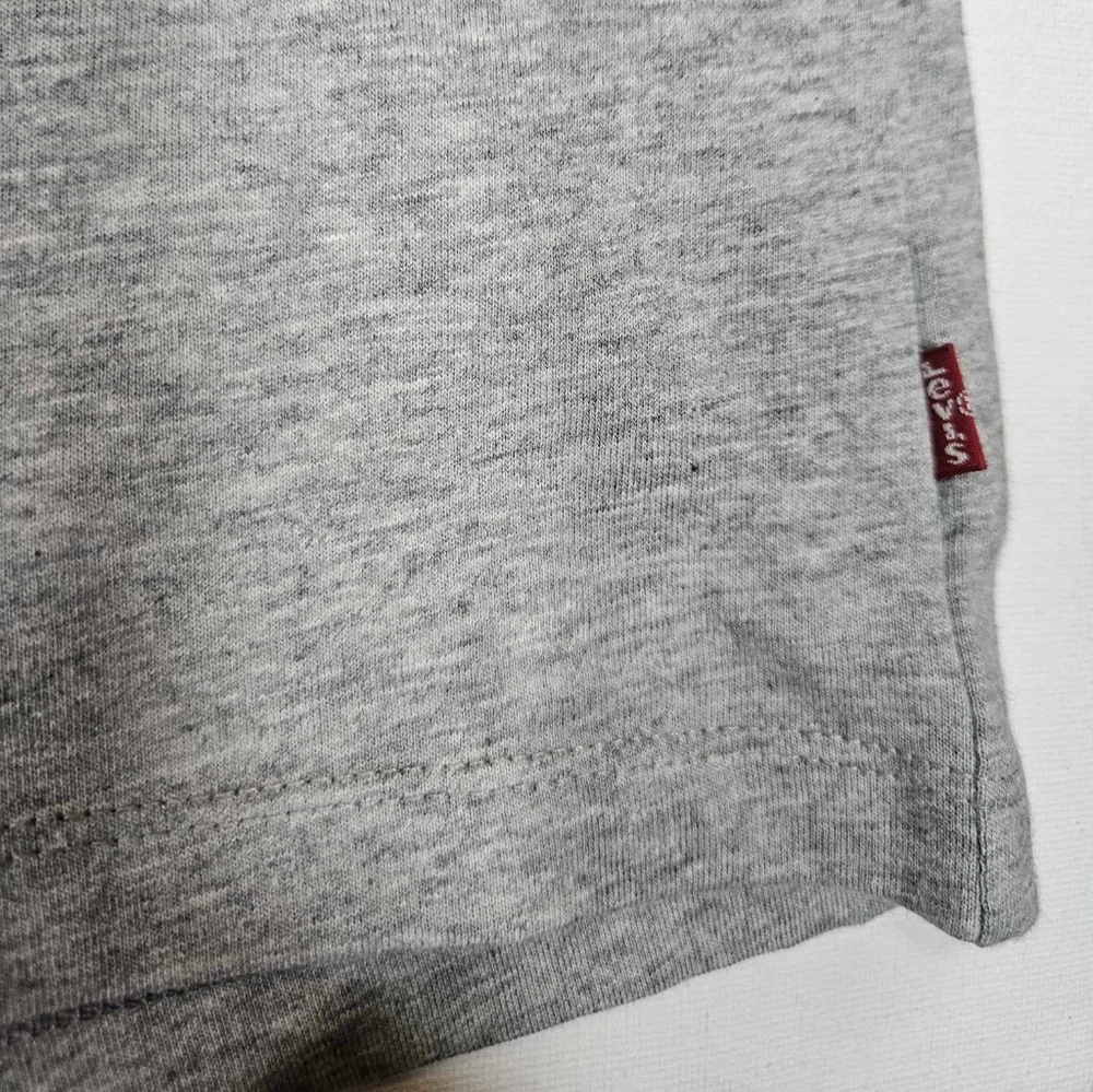 Levi's T-Shirt Mens 3XL‎ Grey Green Graphic Logo Casual Long Sleeve Casual Tee